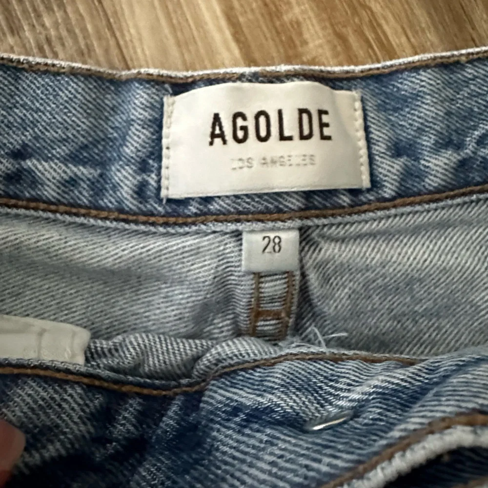 Agolde Riley High Rise Jean - Picture 3 of 4